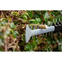 Bosch Akku-Heckenschere GHE 18V-60 Professional Solo -ALTERNATE Bosch Akku Heckenschere GHE 18V 60 Professional solo@@100012330 4