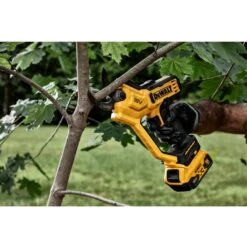 DEWALT Akku-Astschere DCMPP568N, 18Volt (gelb/schwarz, Ohne Akku Und Ladegerät) -ALTERNATE DEWALT Akku Astschere DCMPP568N 18Volt@@100131251 3
