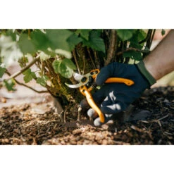 Fiskars Profi Bypass-Gartenschere PB-8 M (orange/schwarz) 10 Fiskars Profi Bypass-Gartenschere PB-8 M (orange/schwarz) -ALTERNATE Fiskars Profi Bypass Gartenschere PB 8 M@@100129694 4