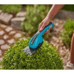 GARDENA Akku-Grasschere ClassicCut Li, 3,6Volt, Set Mit Strauchmesser - Aktion -ALTERNATE GARDENA Akku Grasschere ClassicCut Li 3 6Volt Set mit Strauchmesser Aktion@@1890138 2