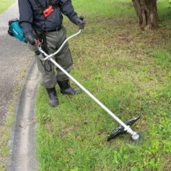 Makita Akku-Freischneider DUR369AZX6, 36Volt (2x18V), Rasentrimmer (blau/schwarz, Ohne Akku Und Ladegerät) -ALTERNATE Makita Akku Freischneider DUR369AZX6 36Volt 2x18V Rasentrimmer@@100044978 8