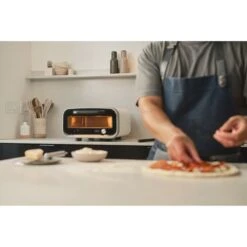 Ooni Volt 2, Elektrischer Pizzaofen Polar White (weiß, 1.600 Watt, Für Pizzen Bis Ca. Ø 32cm) -ALTERNATE Ooni Volt 2 elektrischer Pizzaofen Polar White@@100142139 9