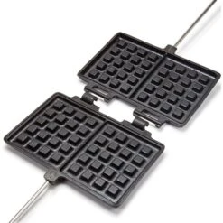 Petromax Waffeleisen, Langer Stiel, Backform (schwarz/holz, Für 2 Waffeln) -ALTERNATE Petromax Waffeleisen langer Stiel Backform@@9ggzzp45 3